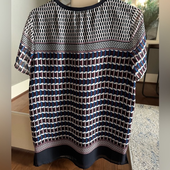 DKNY Navy Blue and White Geometric Top - Picture 4 of 4
